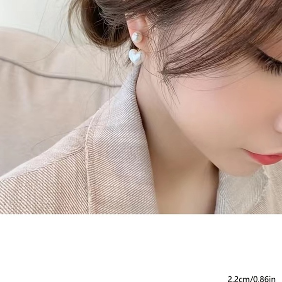 SALE💚 any 3 for $18 💚
 Accessories-Heart Pearl Stud Pendant Earrings - Picture 3 of 5